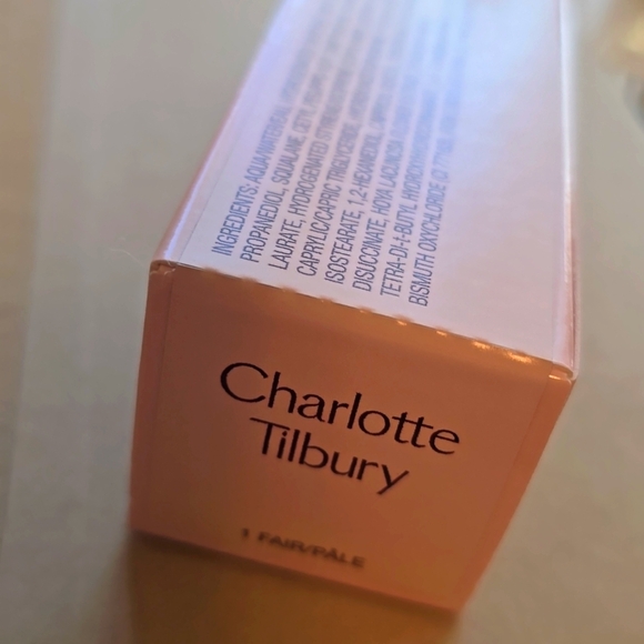 Charlotte Tilbury Hollywood Flawless Filter In 1 FAIR - NEW - Picture 8 of 16